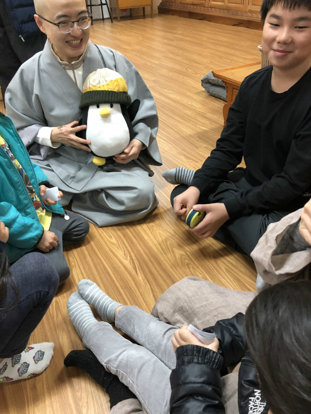 KakaoTalk_Moim_7gulbIeub6107Y3bjmDP85Khwk69YS.jpg