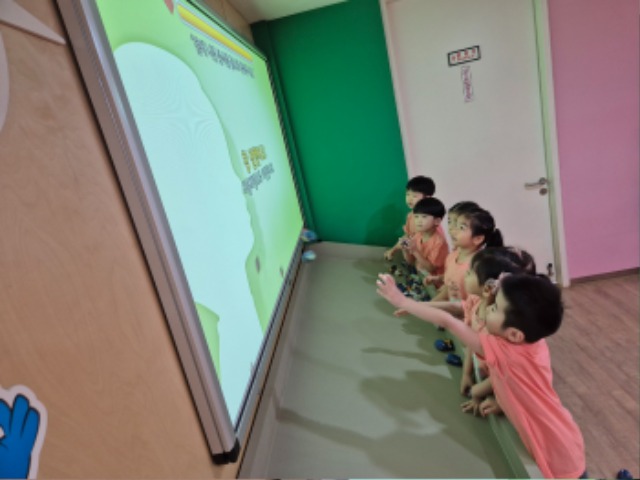 KakaoTalk_20250602_135524665_05.jpg