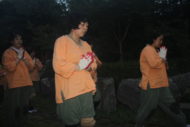 small_25삼보일배.JPG