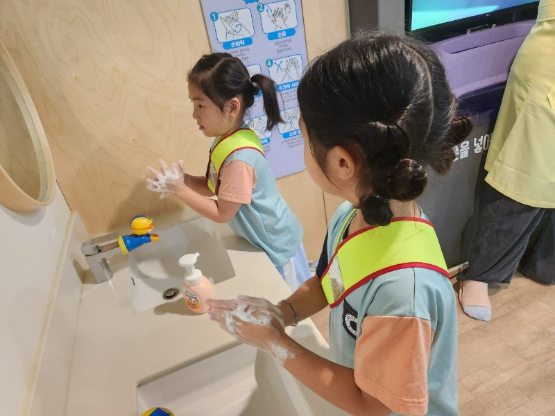KakaoTalk_20250701_134242290_09.jpg