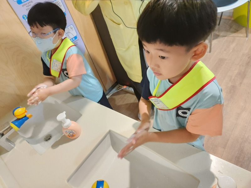 KakaoTalk_20250701_134242290_08.jpg